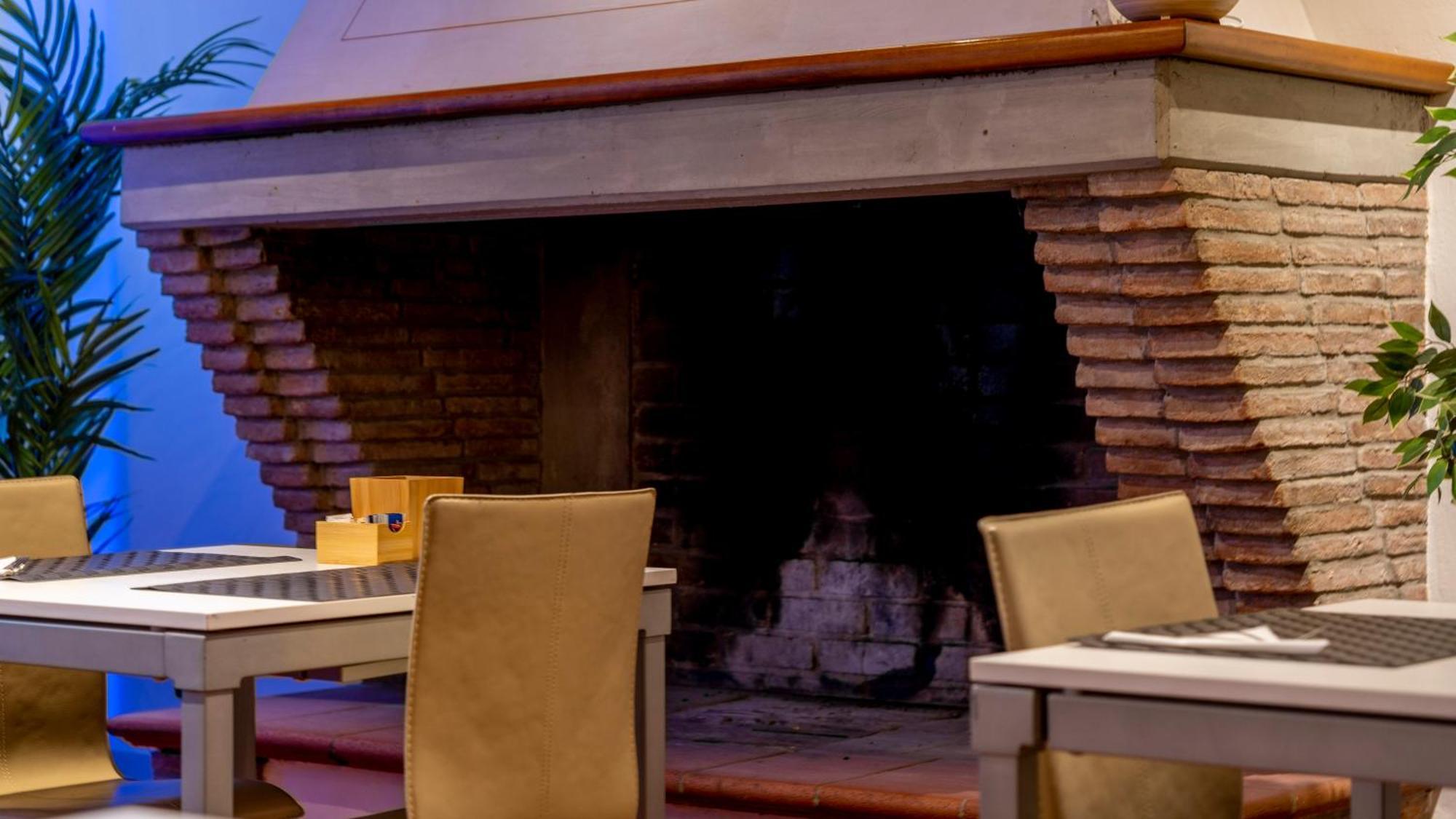Albergo Ligabue Guastalla Exteriör bild
