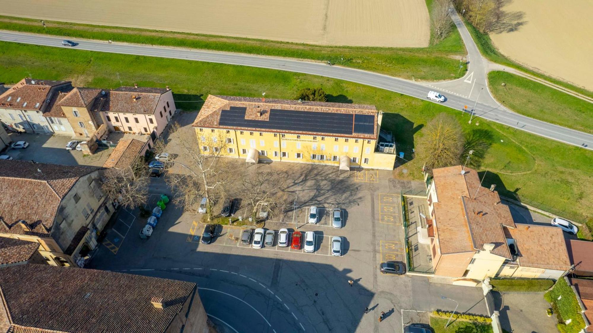 Albergo Ligabue Guastalla Exteriör bild