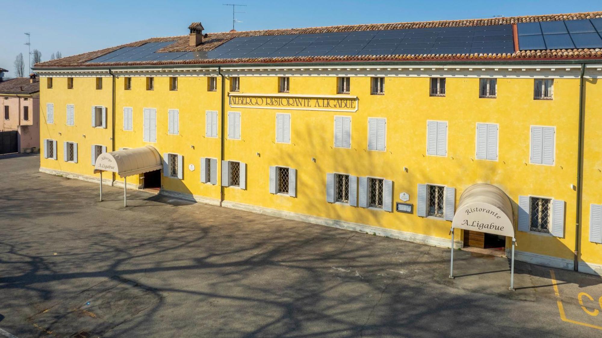 Albergo Ligabue Guastalla Exteriör bild